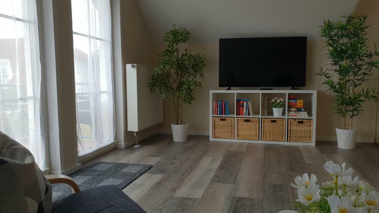 Ferienapartment Wiese & Meer Auf Ruegen Neddesitz Екстериор снимка